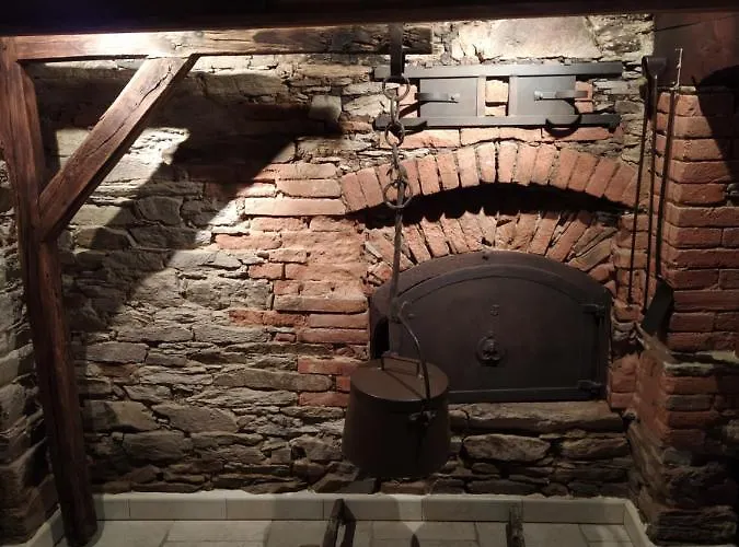 Maison Céras Hébergement de vacances *